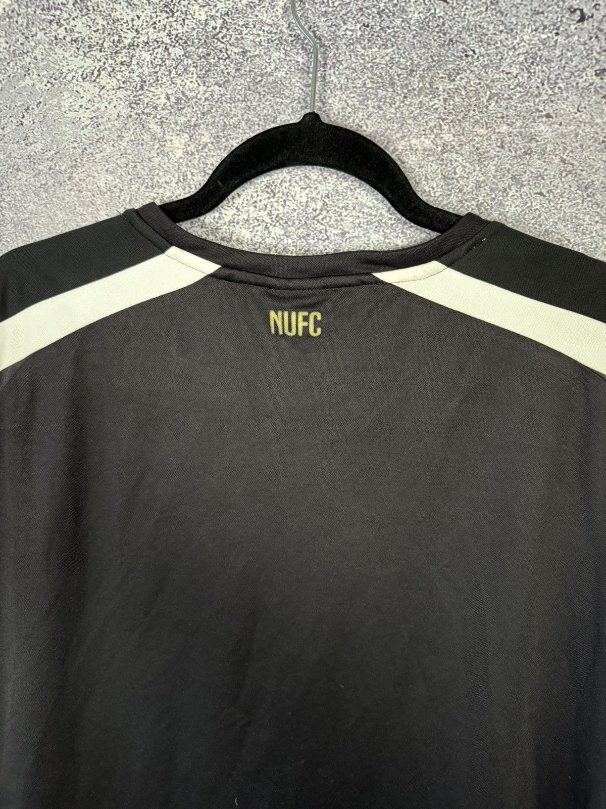 Puma × Vintage Newcastle United 2014/15 Puma soccer Jersey Large Size US L / EU 52-54 / 3 - 17 Thumbnail