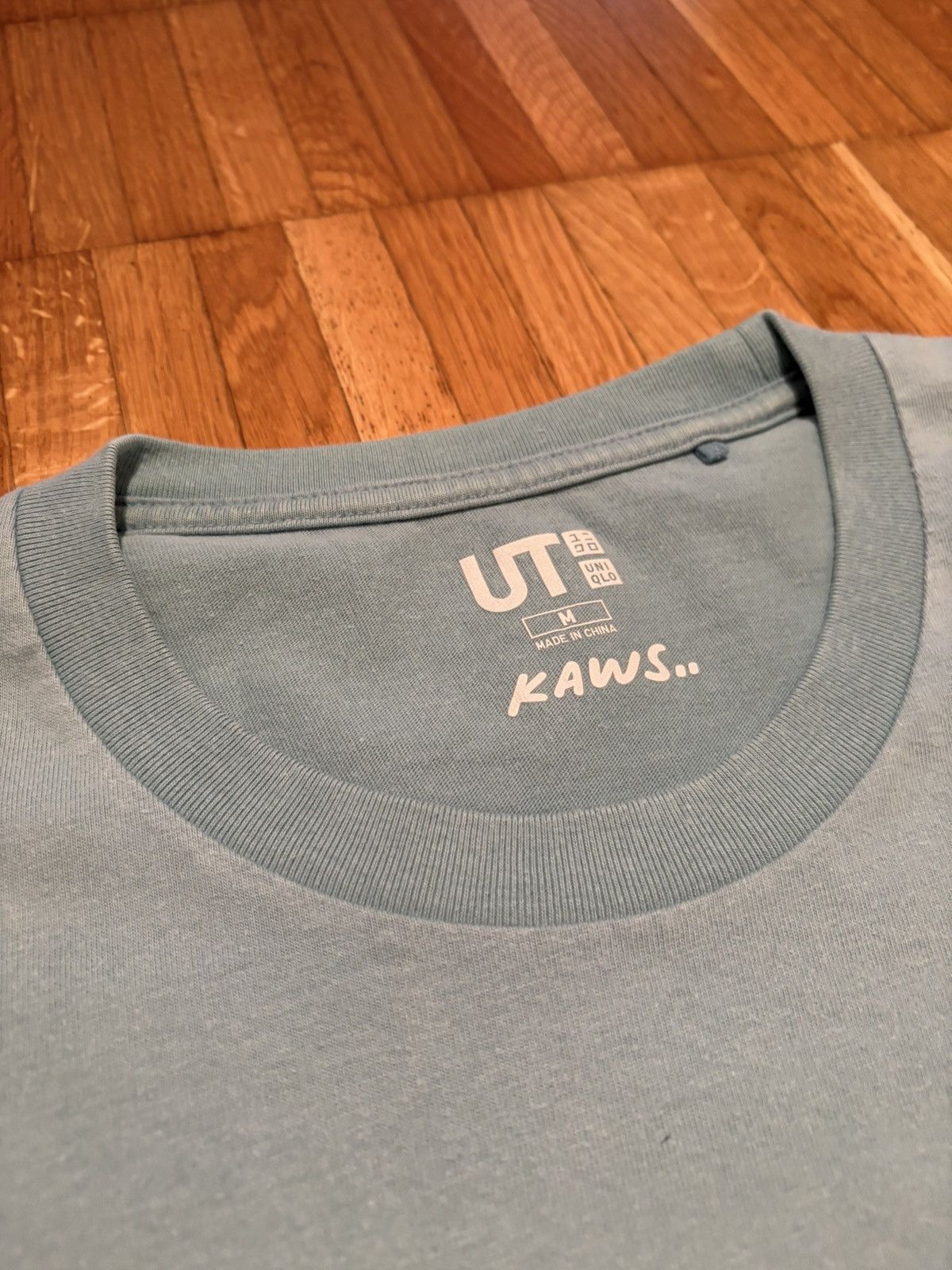 Kaws × Uniqlo Blue Kaws x Uniqlo Shirt Size US M / EU 48-50 / 2 - 2 Thumbnail