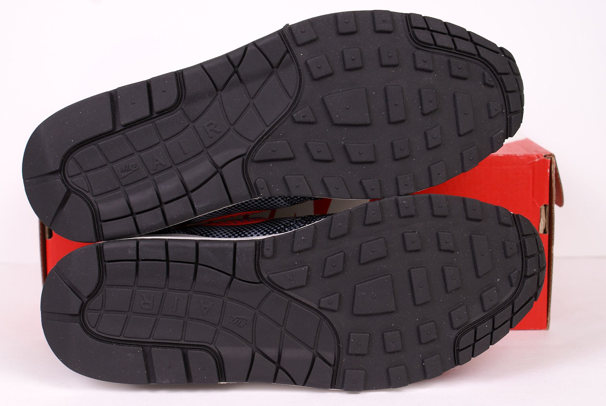 Nike 2014 Nike Air Max 1 FB QS HYPERVENOM Black Bright Crimson Size US 10.5 / EU 43-44 - 7 Thumbnail
