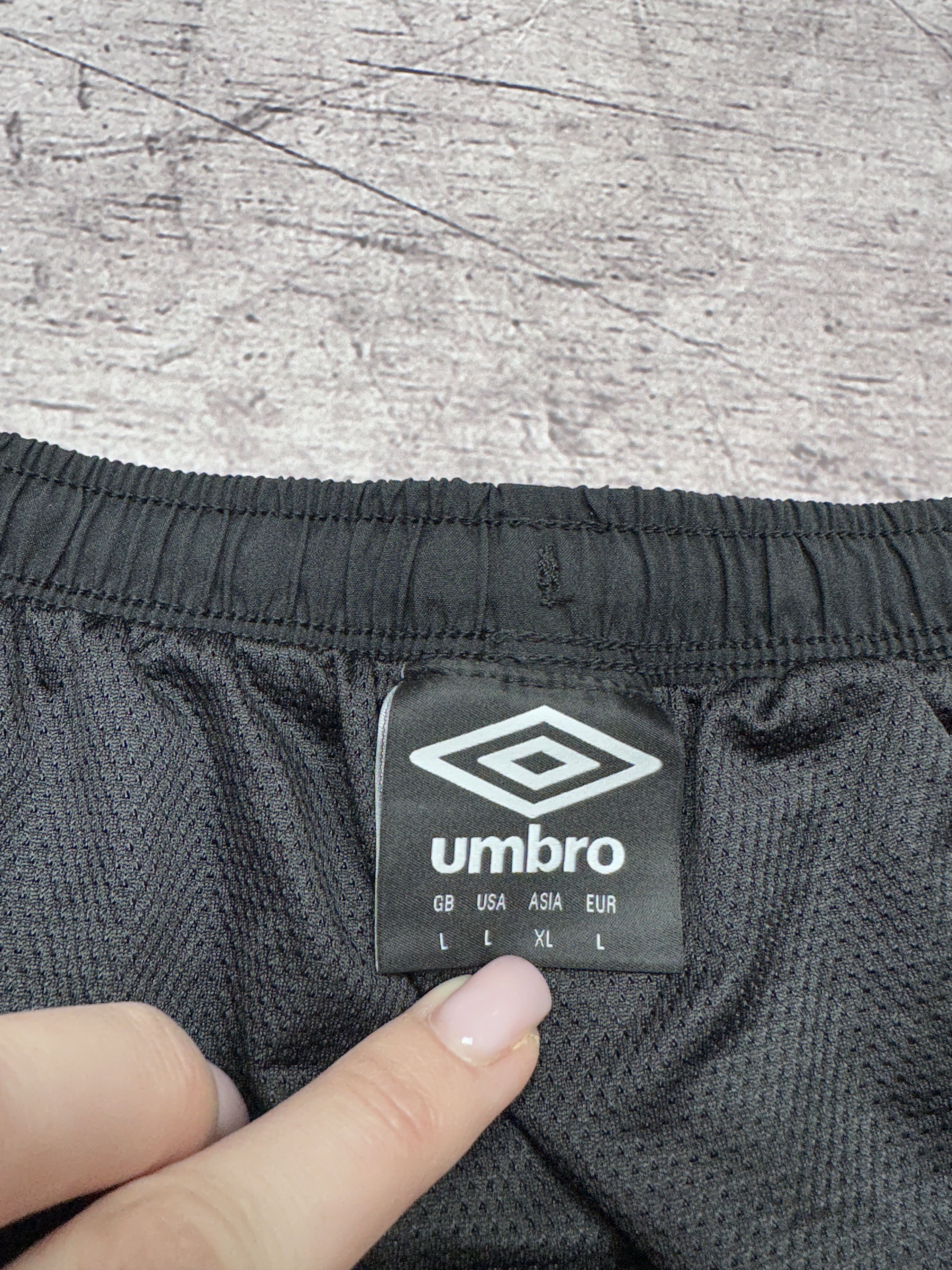 Umbro Umbro West Ham United Mens Shorts Size US 34 / EU 50 - 6 Thumbnail