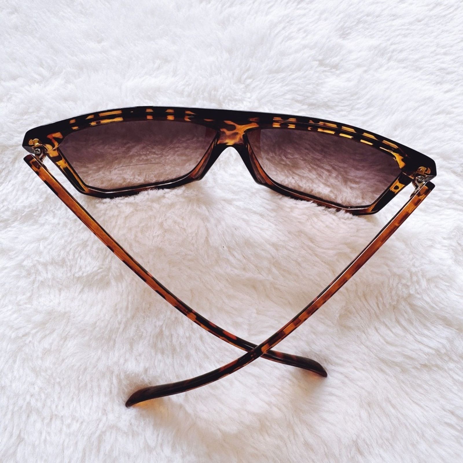 Other Kira Tortoise Brown & Black Oversized Sunglasses Size ONE SIZE - 9 Thumbnail