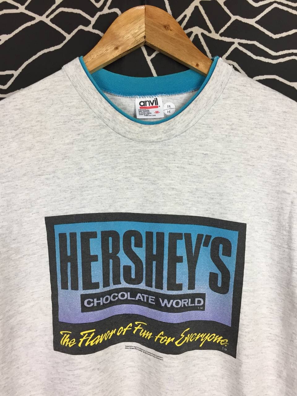 Vintage Vtg 1992 Hershey's Chocolate Word Made In Usa Tee Size US M / EU 48-50 / 2 - 3 Thumbnail