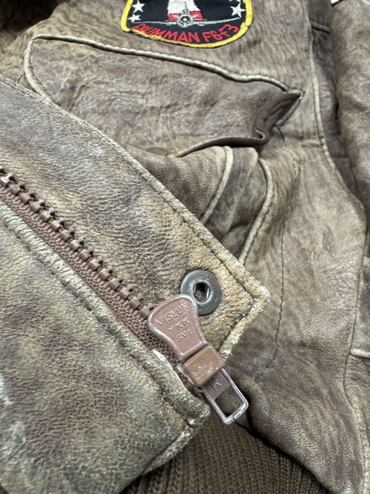 Leather Vintage A2 Distressed Leather Bomber Flight Jacket USA Patch Size US M / EU 48-50 / 2 - 18 Thumbnail