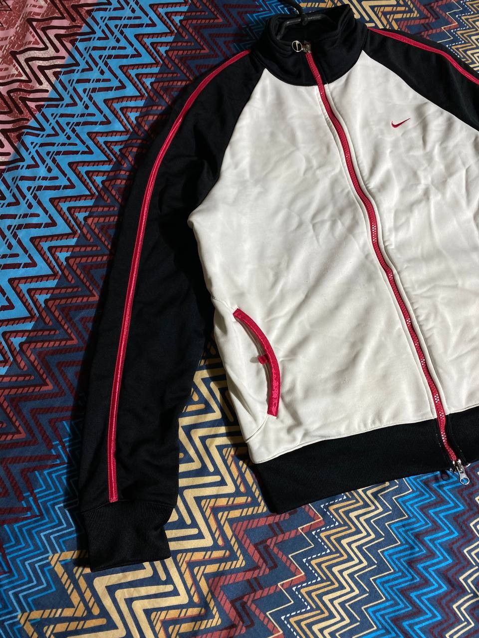 Nike × Vintage Sweatshirt Nike Vintage Big Central Logo 90s Outdoor Style Size US M / EU 48-50 / 2 - 18 Thumbnail