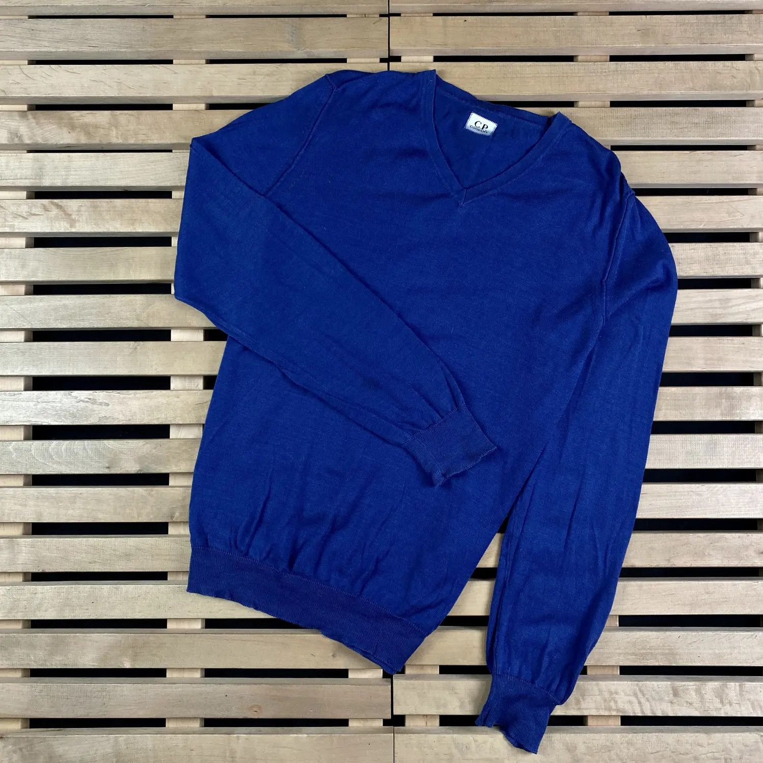 C.P. Company Mens Jumper C.P. Company Size 50 V Neck Size US L / EU 52-54 / 3 - 1 Thumbnail