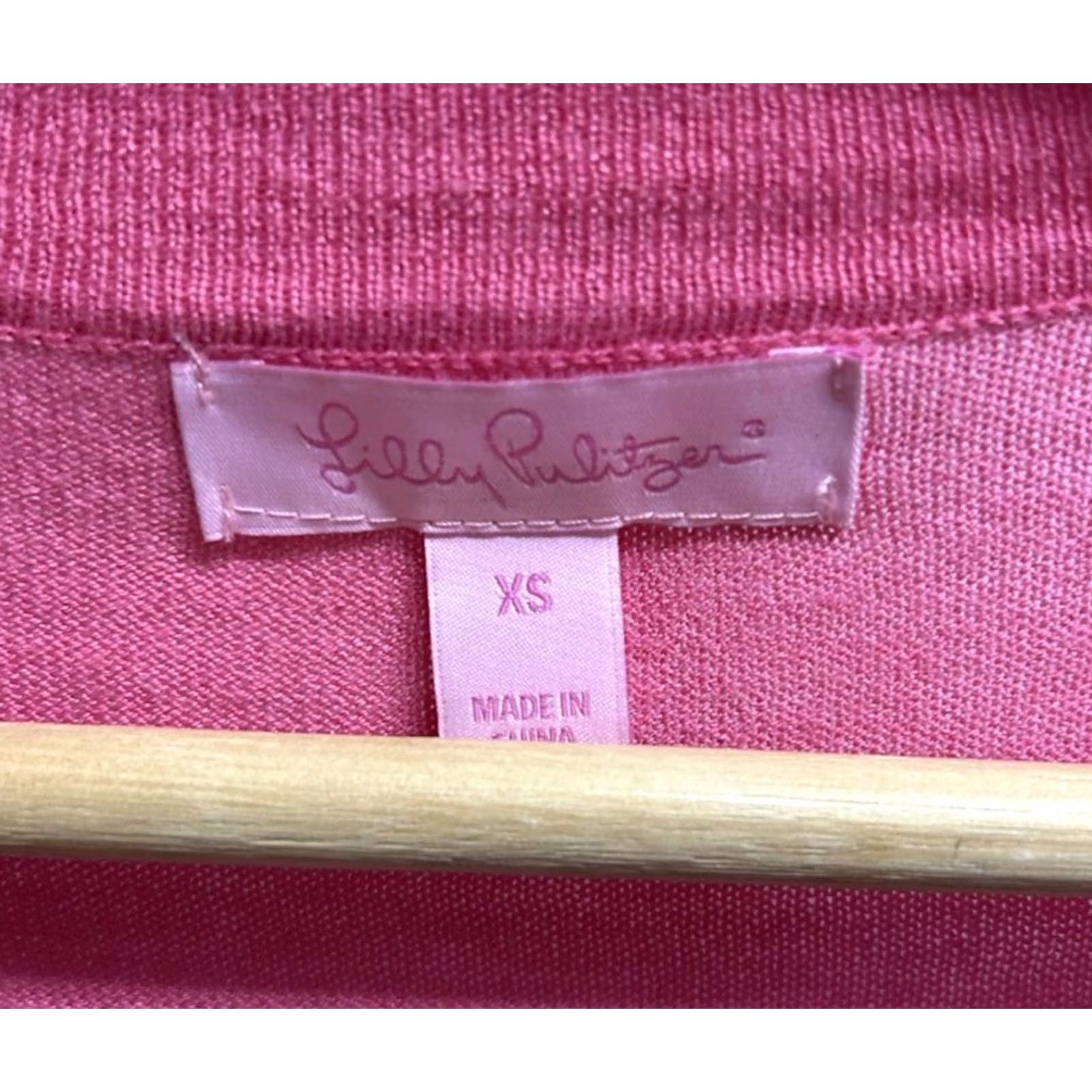 Lilly Pulitzer Womens Lilly Pulitzer Pink ButtonUp LongSleeve Knit Cardigan Sweater XS Ladies Pink Cotton, Modal Solid Button Accents 3/4 Sleeve Womens Cardigan Size XS / US 0-2 / IT 36-38 - 6 Thumbnail