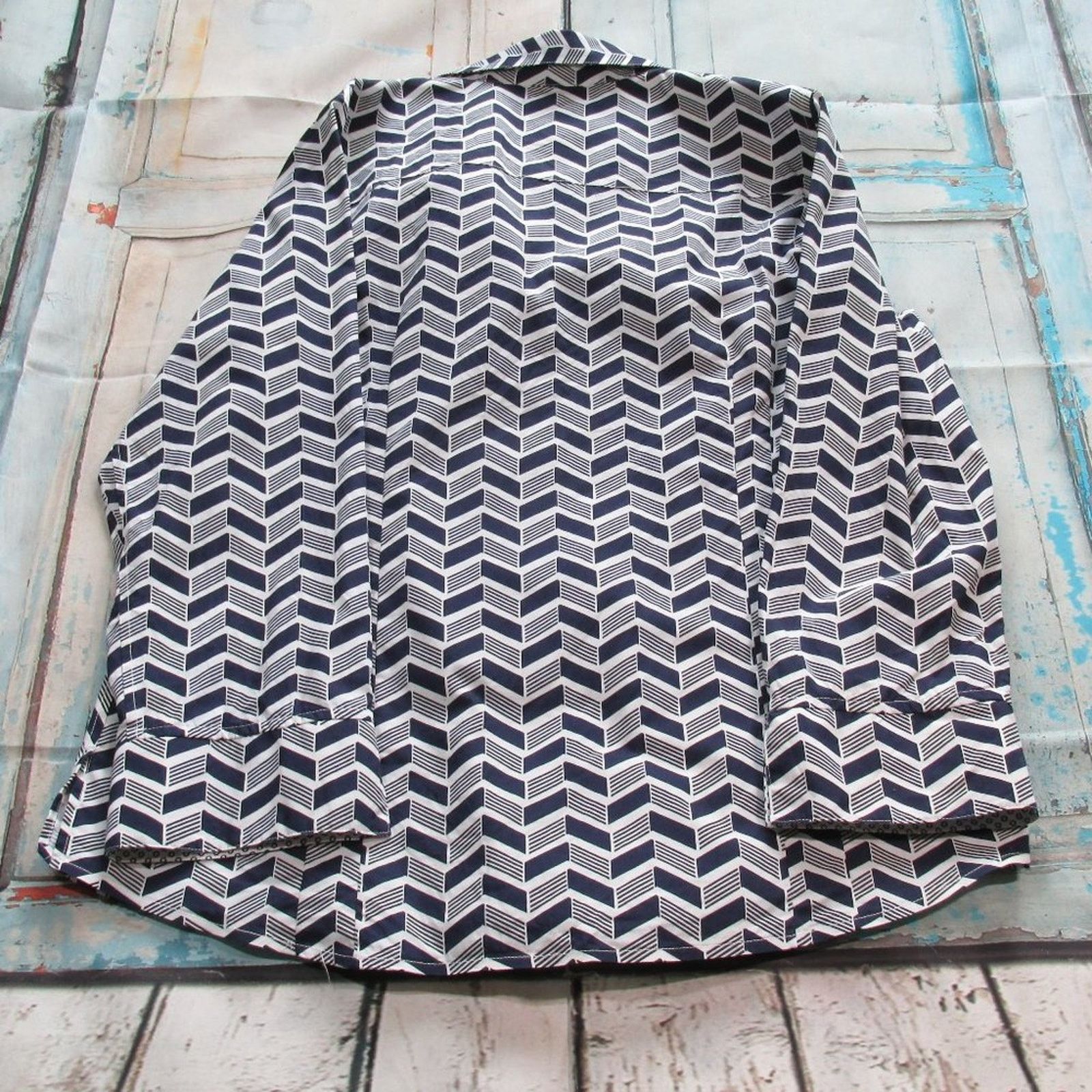 Other Gold Label Investments Blue/White Chevron Plus Size Shirt Size XL / US 12-14 / IT 48-50 - 6 Thumbnail