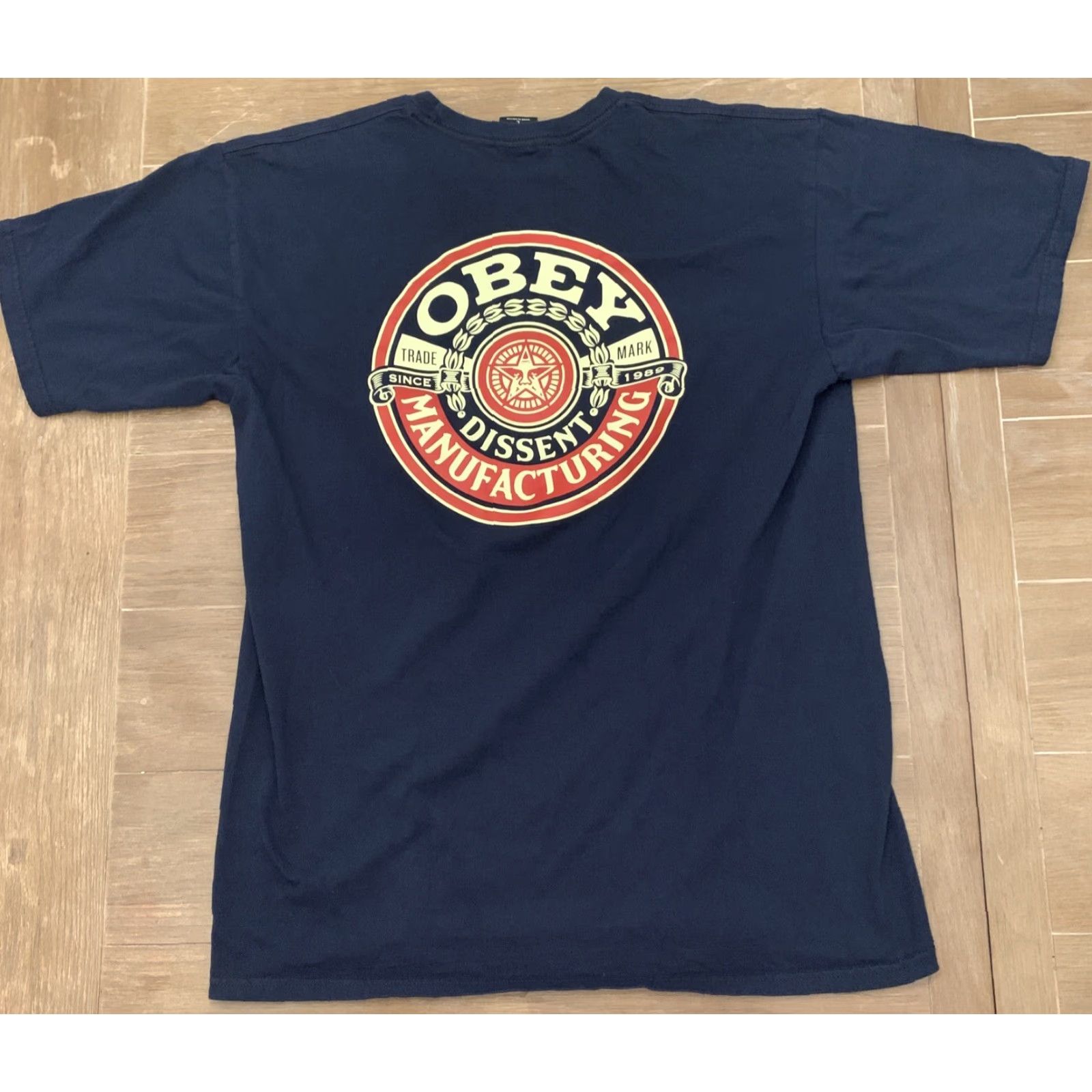 Obey OBEY T-Shirt Logo Shirt Men L Black Dissent Manufacturing 90s Style Logo Tee Size US L / EU 52-54 / 3 - 4 Thumbnail