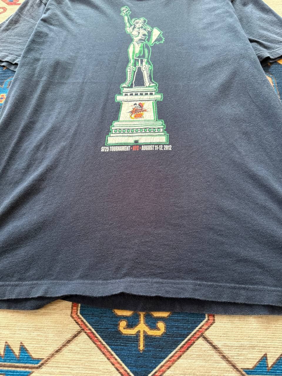 Nintendo RARE Y2K Street Fighter 25th Anniversary Championship 2012 Size US L / EU 52-54 / 3 - 6 Thumbnail