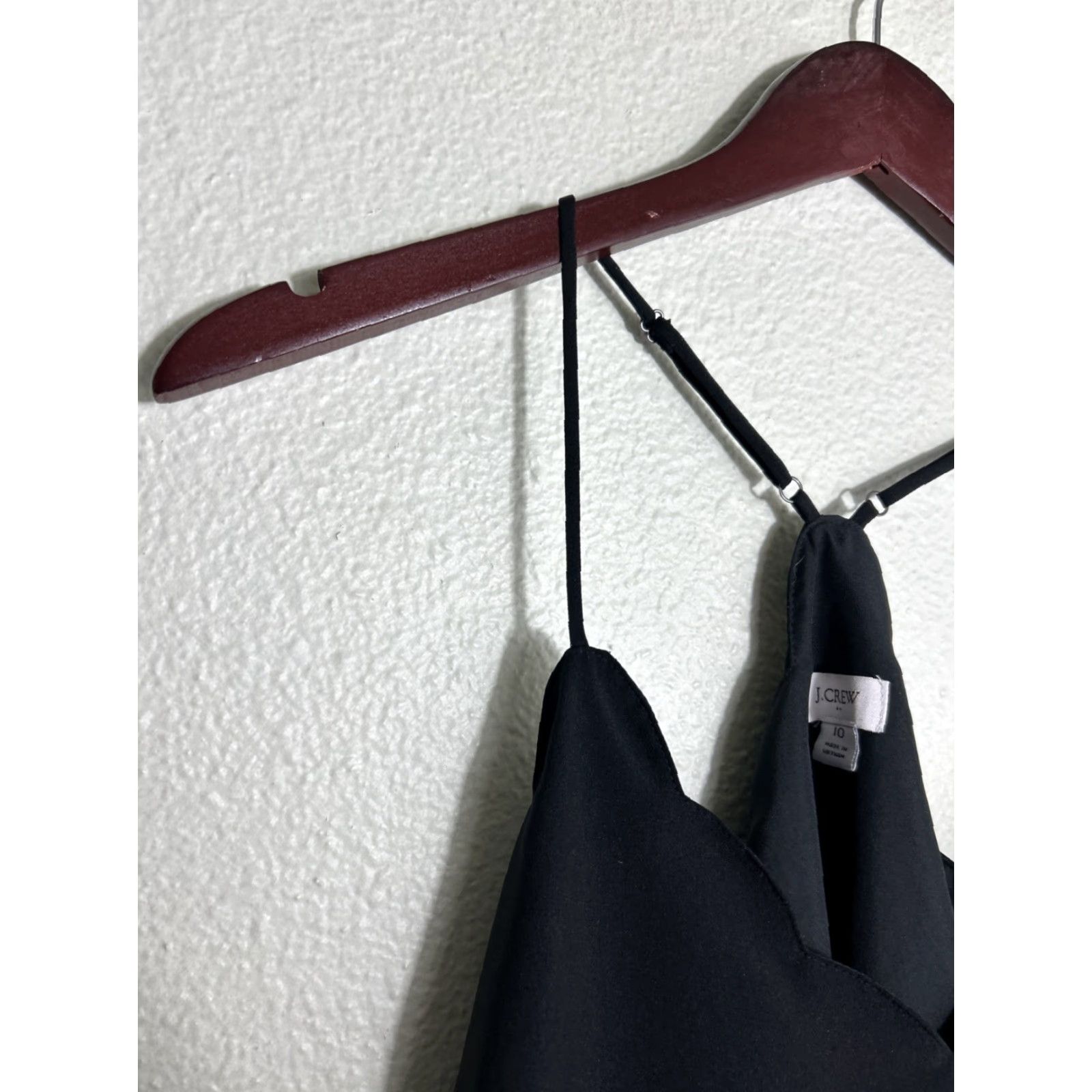 J.Crew J.CREW Cami Top Women 10 Black Scalloped Racerback Lined Tank G3367 Size L / US 10 / IT 46 - 2 Thumbnail