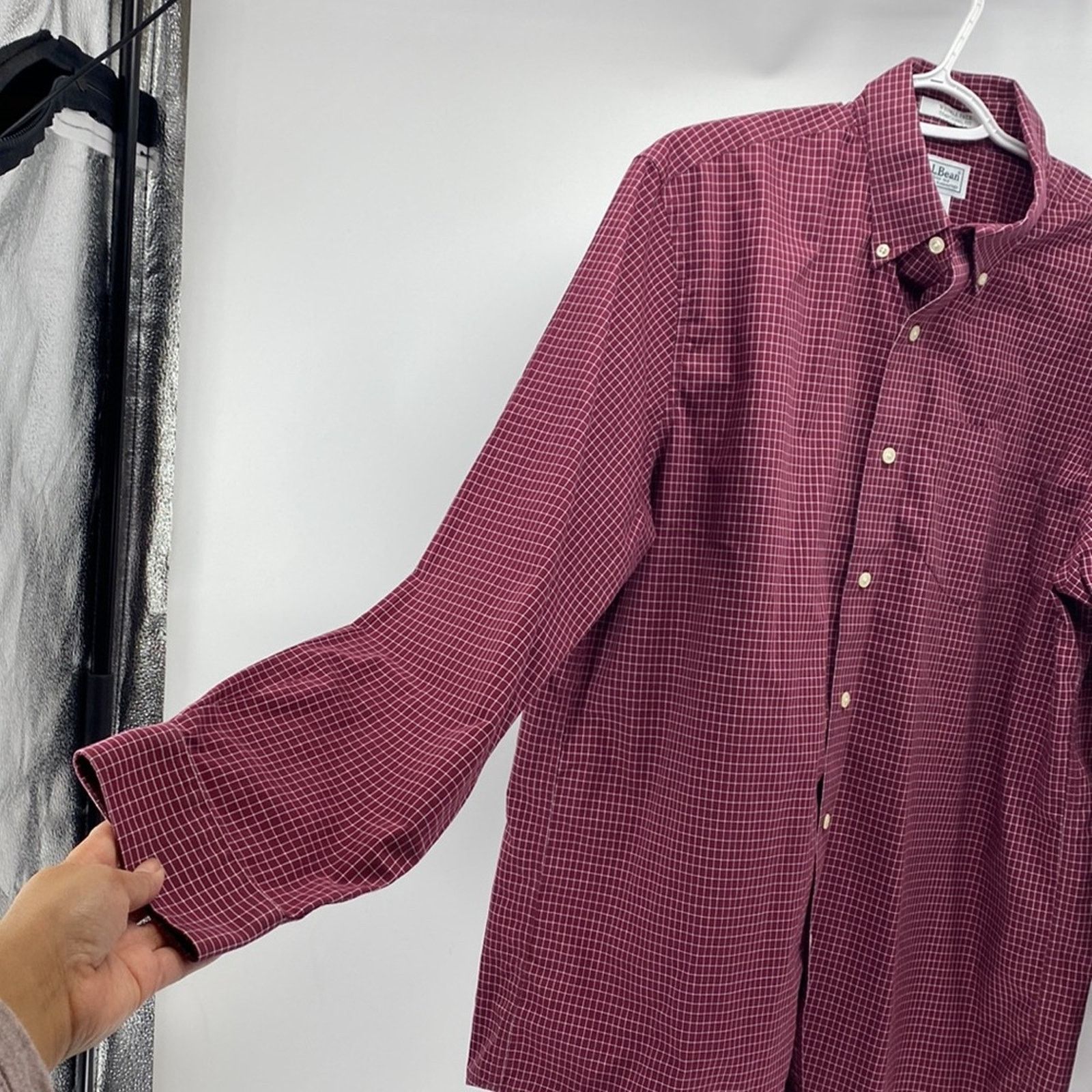 L.L. Bean L.L. BEAN wrinkle resistant traditional fit button down sz M Size US M / EU 48-50 / 2 - 4 Thumbnail