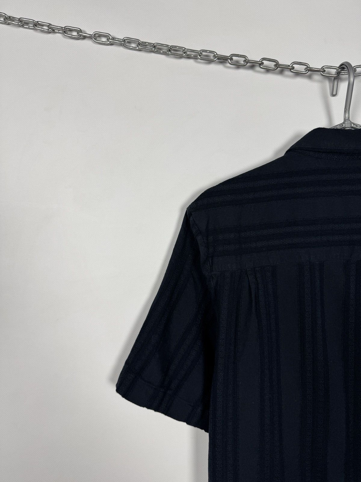Cos COS Textured Stripe Short Sleeve Shirt Regular Fit Size L Size US L / EU 52-54 / 3 - 12 Thumbnail
