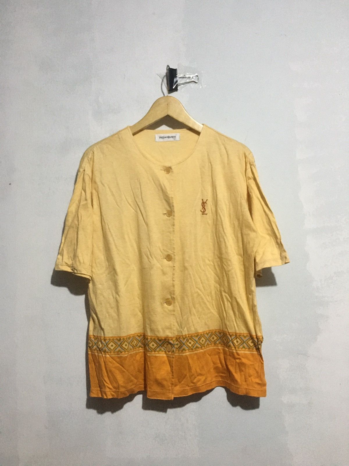 Vintage × Yves Saint Laurent VTG YVES SAINT LAURENT TEES BUTTON Size US L / EU 52-54 / 3 - 1 Thumbnail