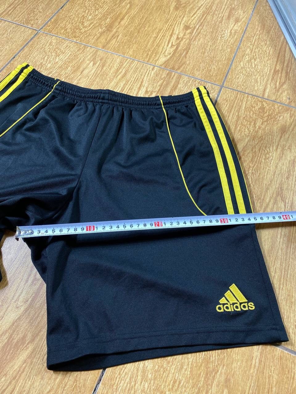 Adidas × Vintage Vintage Y2K Adidas Striped Running Soccer Shorts Size US 32 / EU 48 - 11 Thumbnail