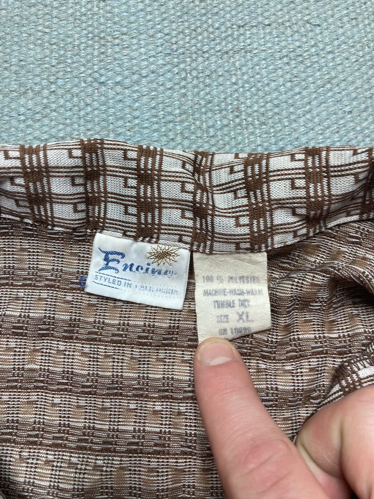 Vintage 70s polyester knit disco shirt Encino California mod hipp XL Size US XL / EU 56 / 4 - 5 Thumbnail