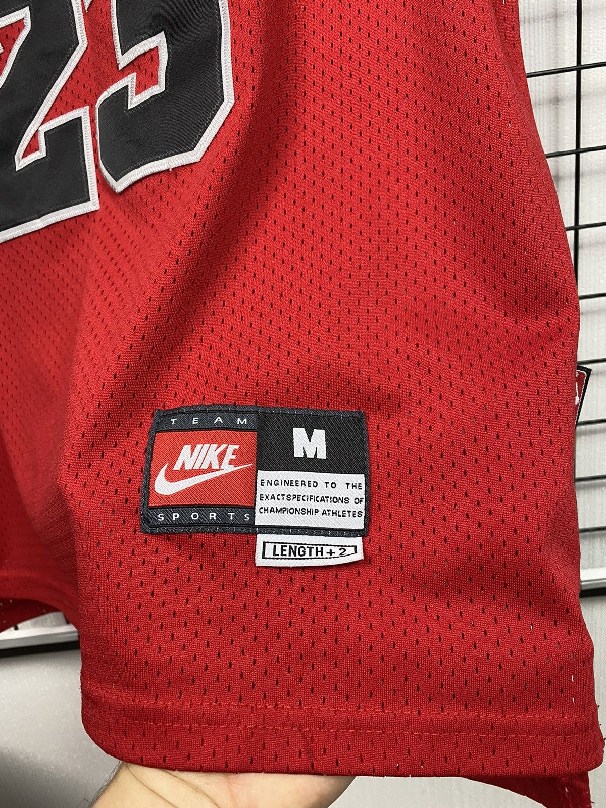 Jordan Brand × NBA × Nike Vintage Chicago Bulls #23 Michael Jordan Nike Jersey NBA Size US M / EU 48-50 / 2 - 7 Thumbnail