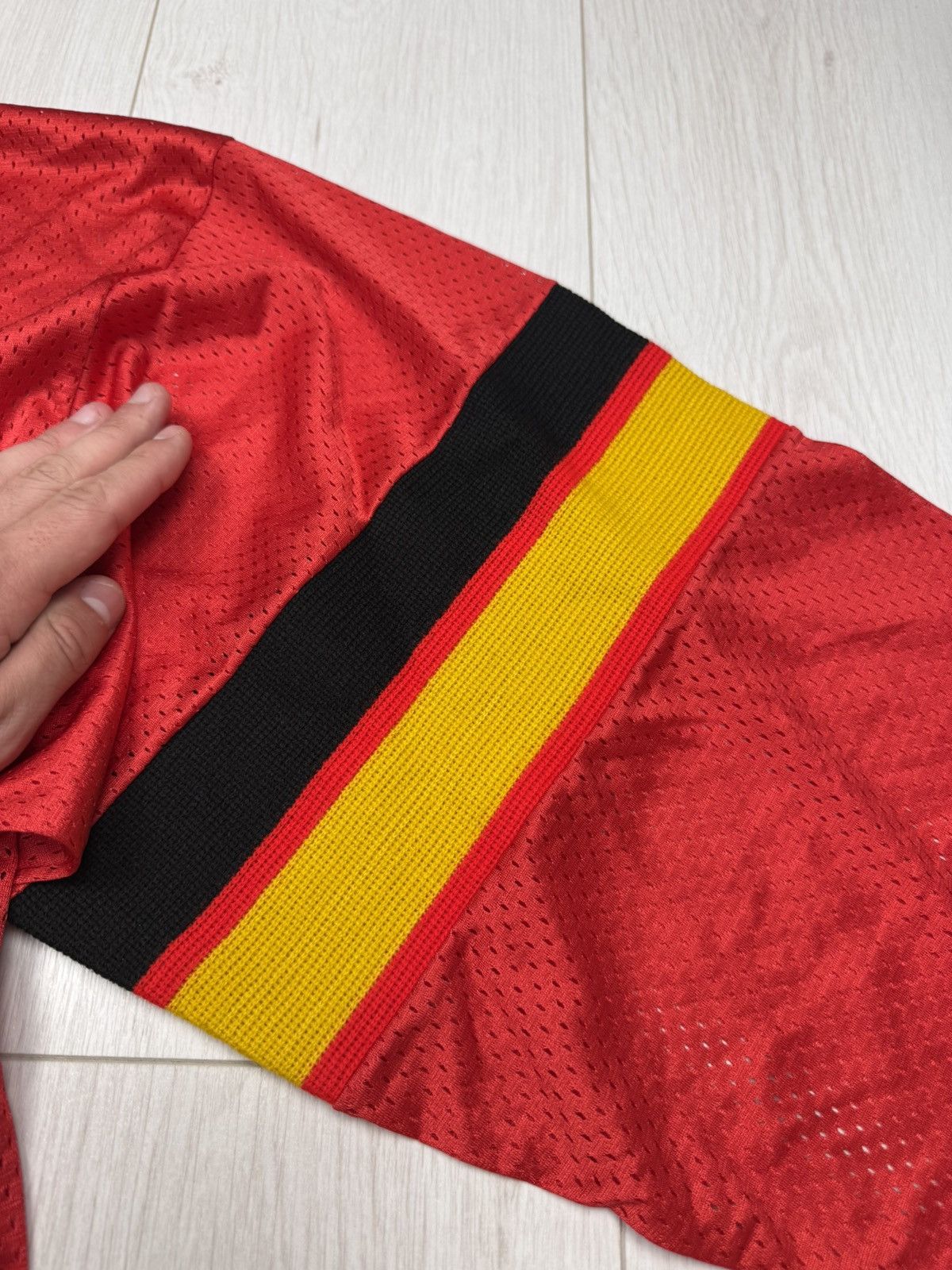 Puma 1980s SC BERN HOCKEY SHIRT JERSEY PUMA sz L MEN VINTAGE Size US L / EU 52-54 / 3 - 14 Thumbnail