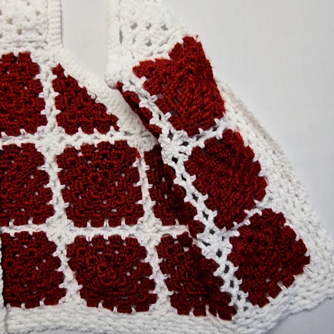 Handmade Red White Granny Square Sweater Vest Small Crochet Boho Top Size S / US 4 / IT 40 - 5 Thumbnail