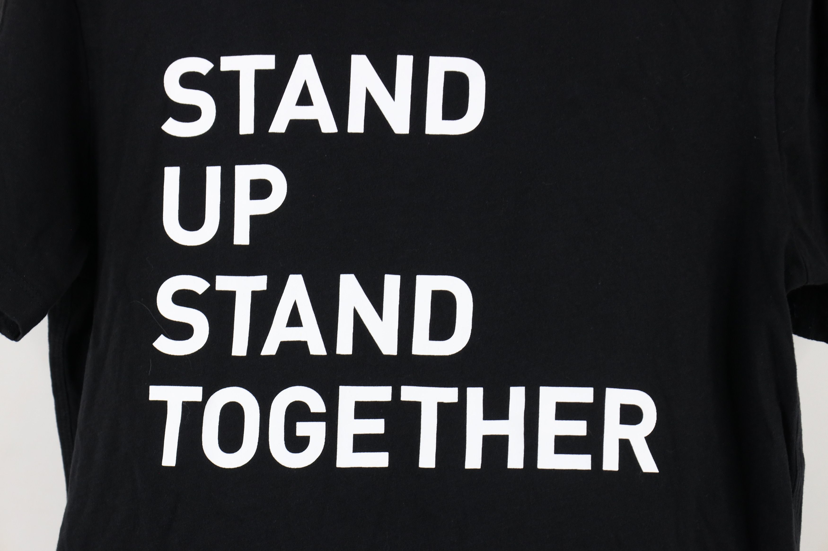 Athleta × Vintage Athleta Stand Up Stand Together Cropped T-Shirt Black Size M / US 6-8 / IT 42-44 - 4 Thumbnail