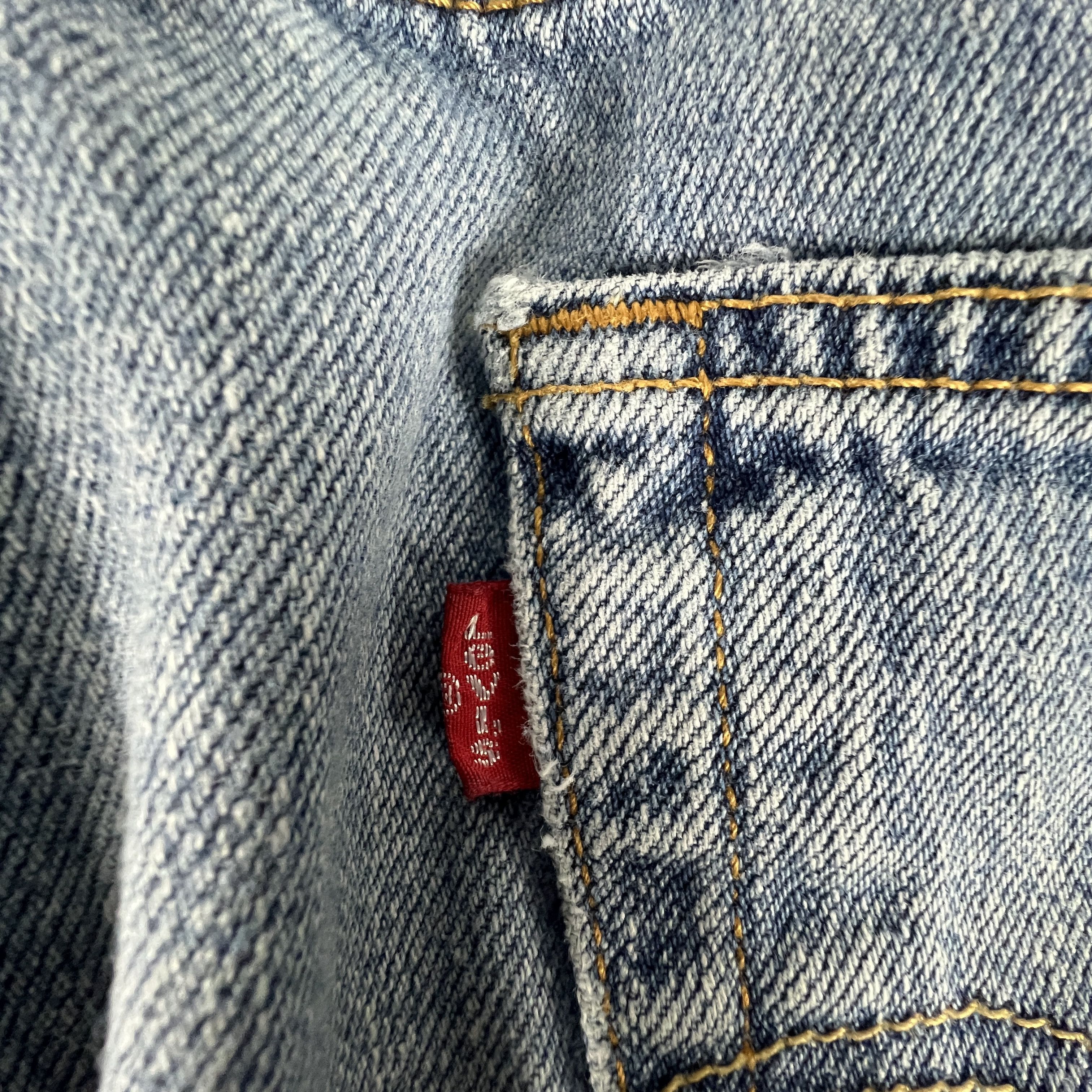 Levi's × Vintage Y2K Levi's Jeans 550 Relaxed Blue Faded Denim Size US 32 / EU 48 - 11 Thumbnail