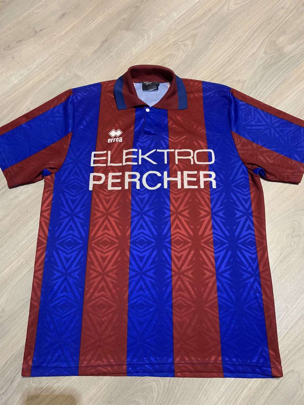 Errea Vintage Errea Football Jersey Shirt Template Barcelona XL Size US L / EU 52-54 / 3 - 2 Thumbnail