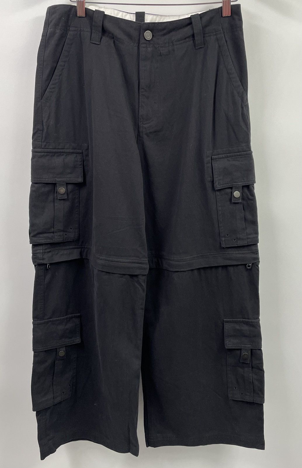 The GV Gallery Hidden Season Convertible Cargos Black Pants Medium Size US 32 / EU 48 - 1 Thumbnail