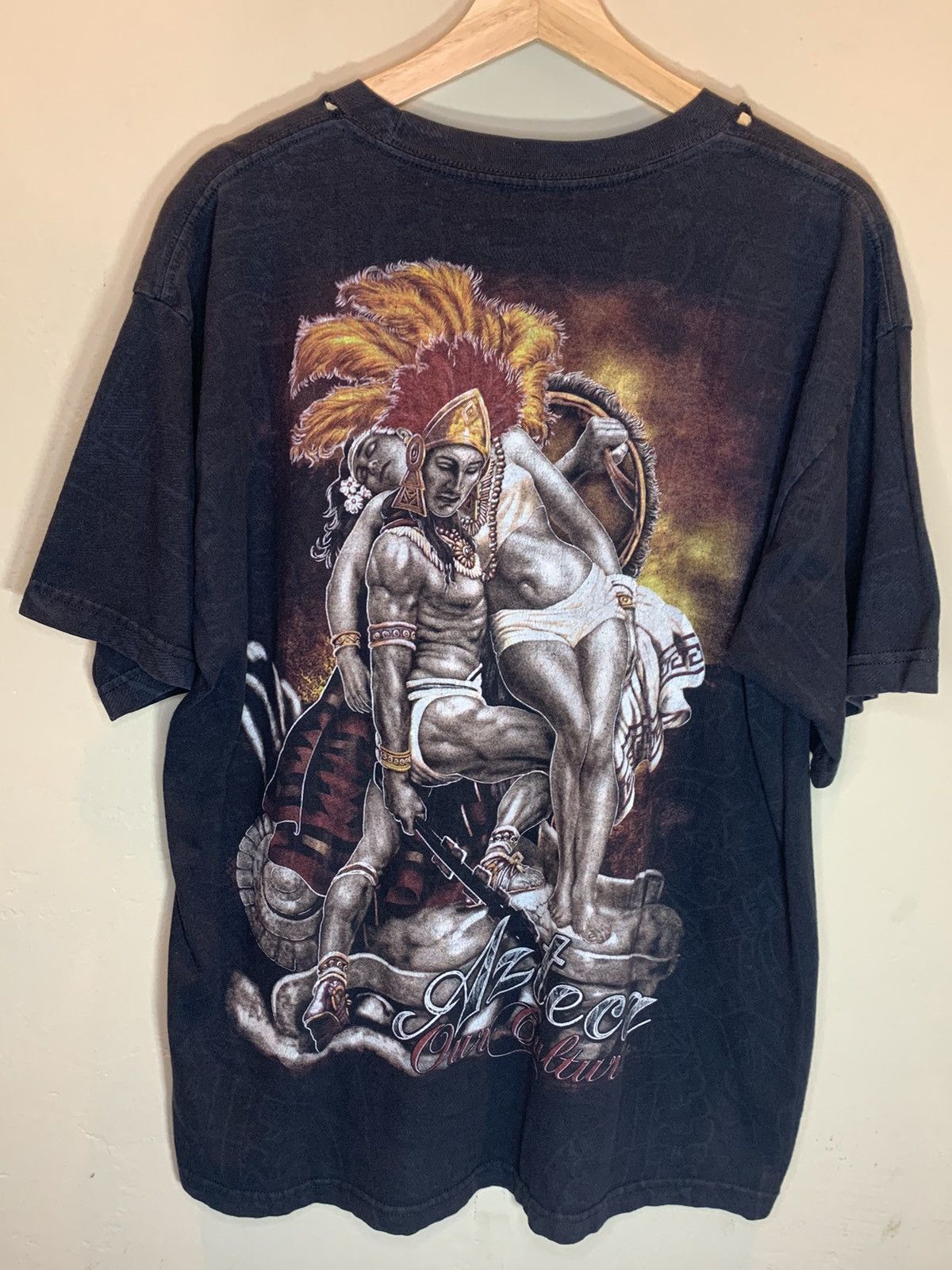 Vintage *RARE* Vintage Aztec Warrior Our Culture Art Y2K T-Shirt XL Size US XL / EU 56 / 4 - 1 Thumbnail