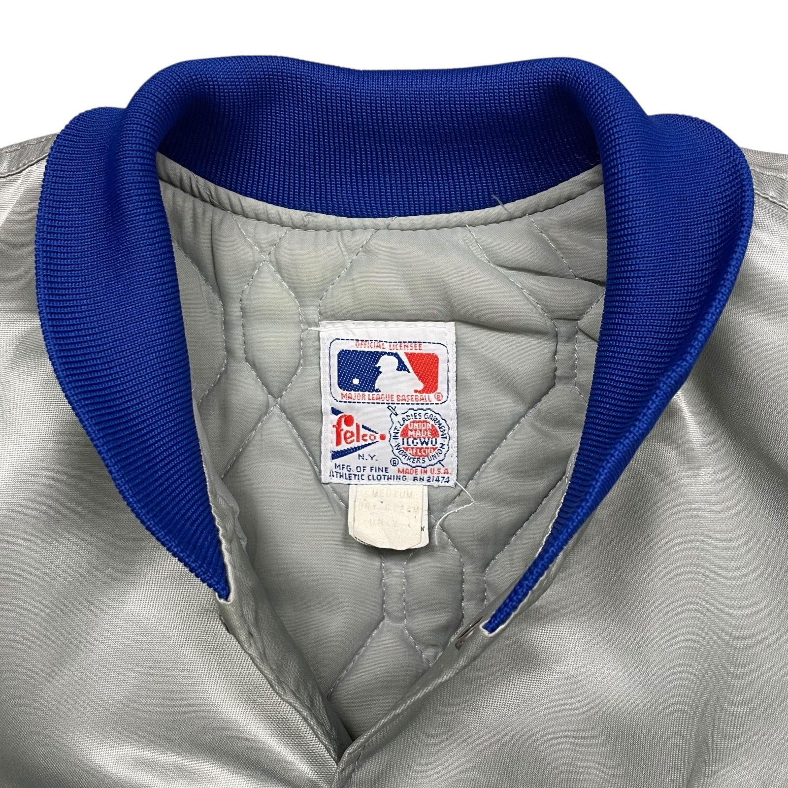 MLB VTG 90s LOS ANGELES DODGERS FELCO SATIN BOMBER JACKET SILVER Size US L / EU 52-54 / 3 - 5 Thumbnail