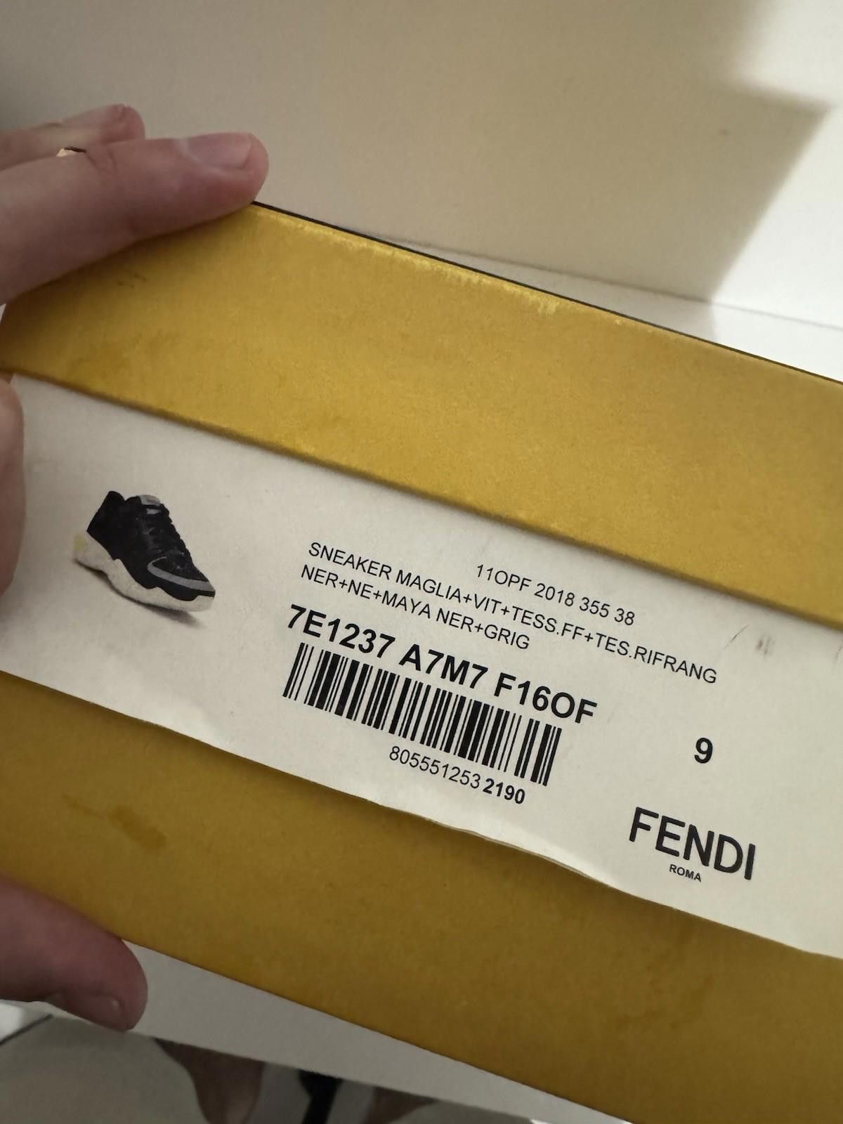 Fendi Fendi FF Logo Maglia Runner Sneakers Black/Grey SZ 9 Size US 9 / EU 42 - 8 Thumbnail