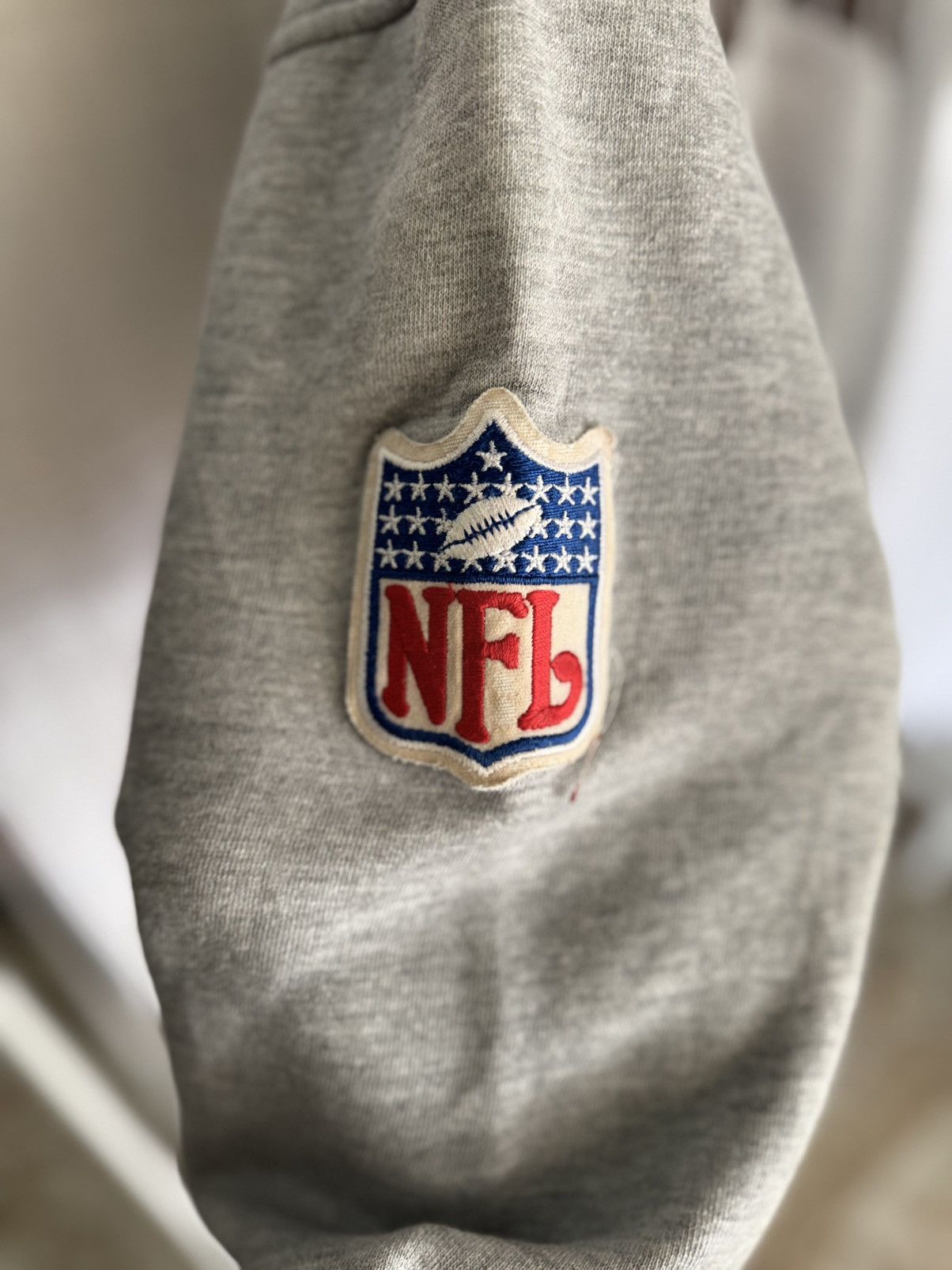 Starter BROWNS NFL SWEATSHIRT Size US XXL / EU 58 / 5 - 2 Thumbnail