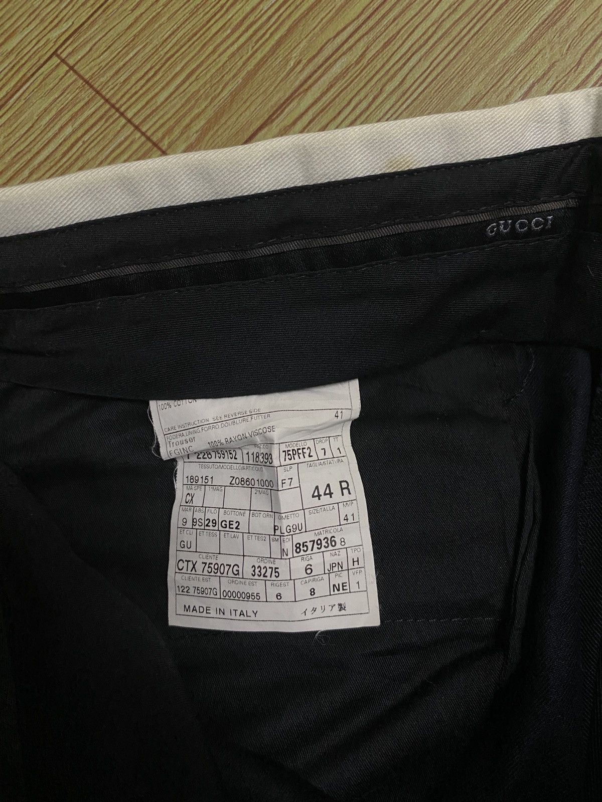 Gucci Rare Design Vintage Brand Gucci Navy Blue Casual Pants 1990s Size US 29 - 9 Thumbnail
