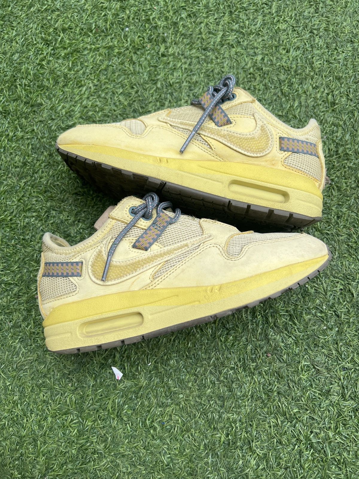 Nike × Travis Scott Travis Scott x Nike Air Max 1 Saturn Gold DO9392-700 Size US 5.5 / EU 38 - 2 Thumbnail