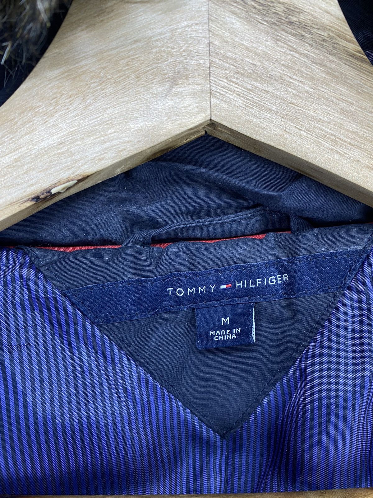 Tommy Hilfiger Vintage Tommy Hilfiger Fur Hoodie Long Jacket Size M / US 6-8 / IT 42-44 - 7 Thumbnail