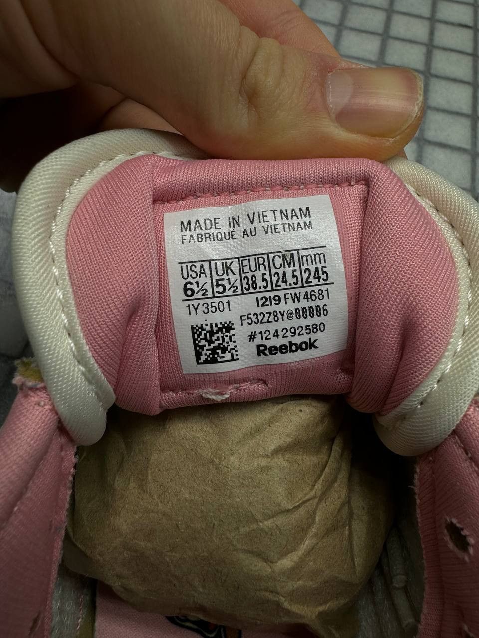 Reebok TOM AND JERRY x Reebok Size US 5.5 / EU 38 - 9 Thumbnail