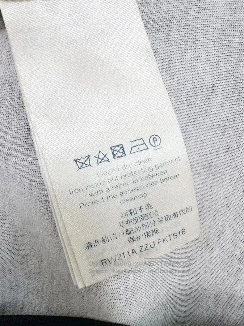Louis Vuitton Louis Vuitton short sleeves Size US M / EU 48-50 / 2 - 5 Thumbnail