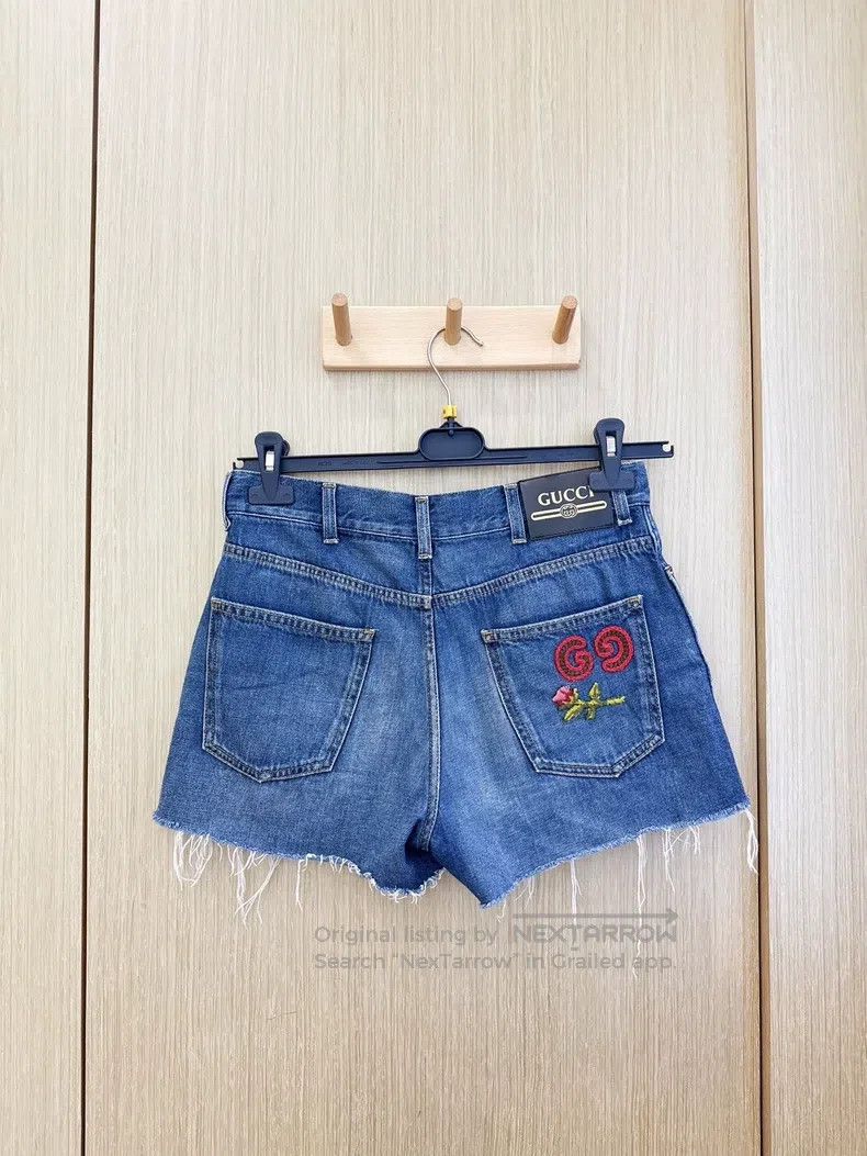Gucci Gucci Wool-edged blue denim shorts letter logo embroidery Size 25" / US 0 / IT 36 - 1 Thumbnail