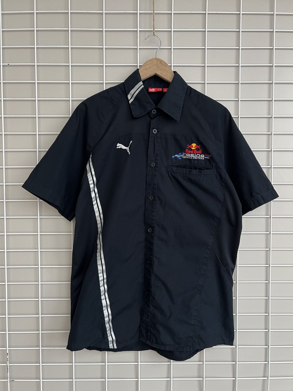 Puma Red Bull Racing Team Button Shirt Mens Size L F-1