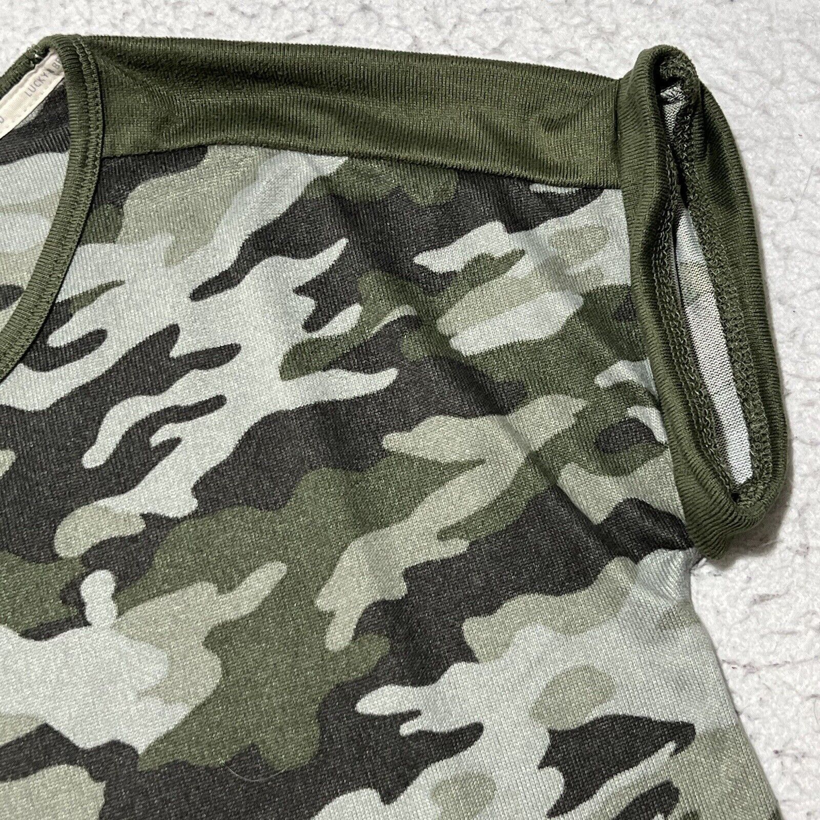 Lucky Brand Lucky Brand Super Soft Camo Green T Shirt Top Size L / US 10 / IT 46 - 4 Thumbnail