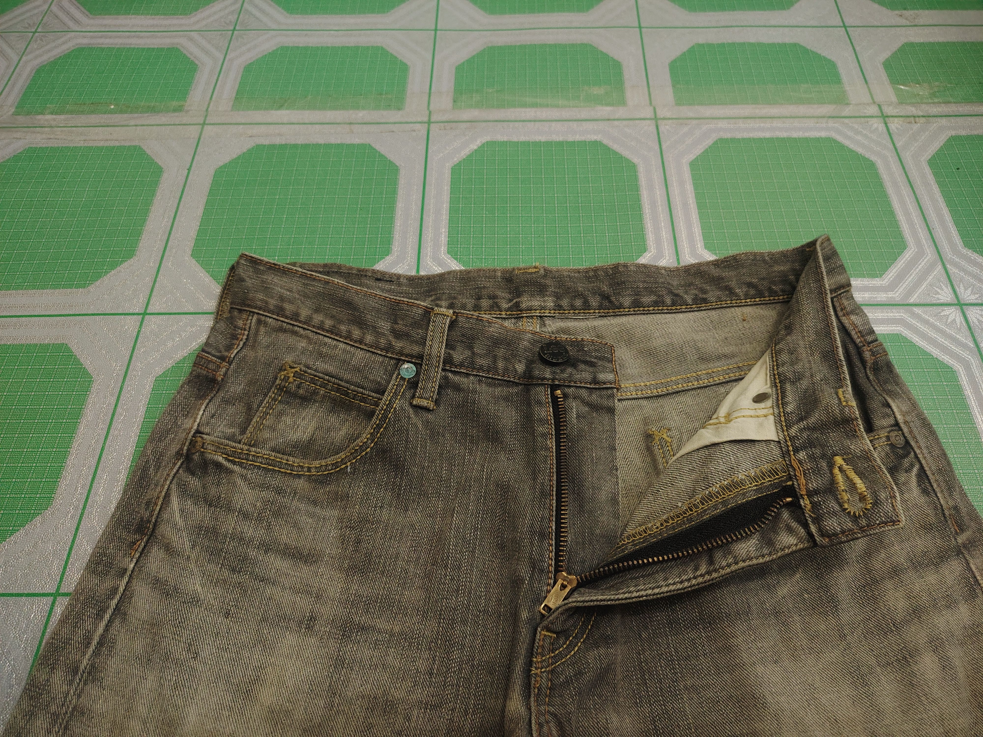 Lee Japanese Lee Jeans Distressed Thrashed Jeans Size US 30 / EU 46 - 5 Thumbnail