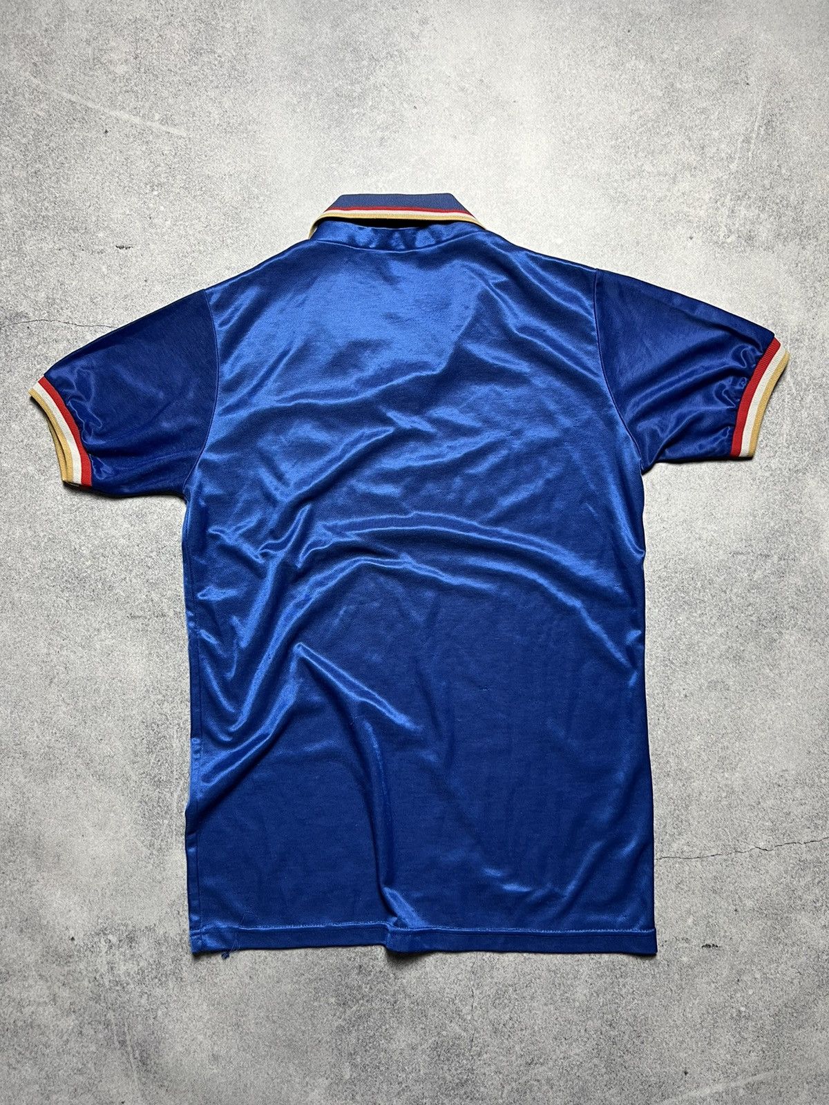 Vintage Vintage Retro Replica Italy 80s Soccer Blockcore Style Tee Size US L / EU 52-54 / 3 - 6 Thumbnail