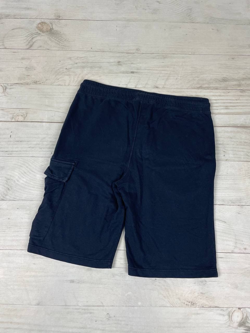 C.P. Company Cp Company Light Fleece Cargo Shorts Size US 34 / EU 50 - 13 Thumbnail