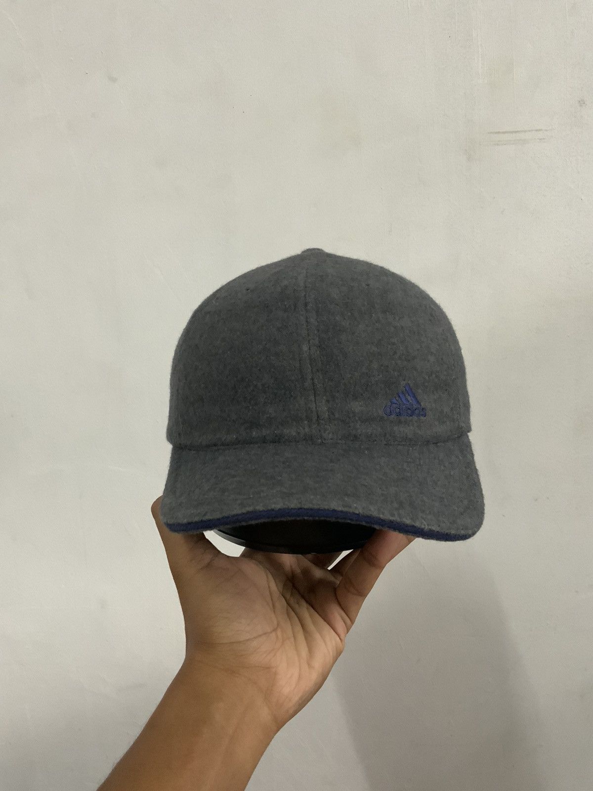 Adidas Adidas Small Logo Wool Hat Size ONE SIZE - 1 Thumbnail