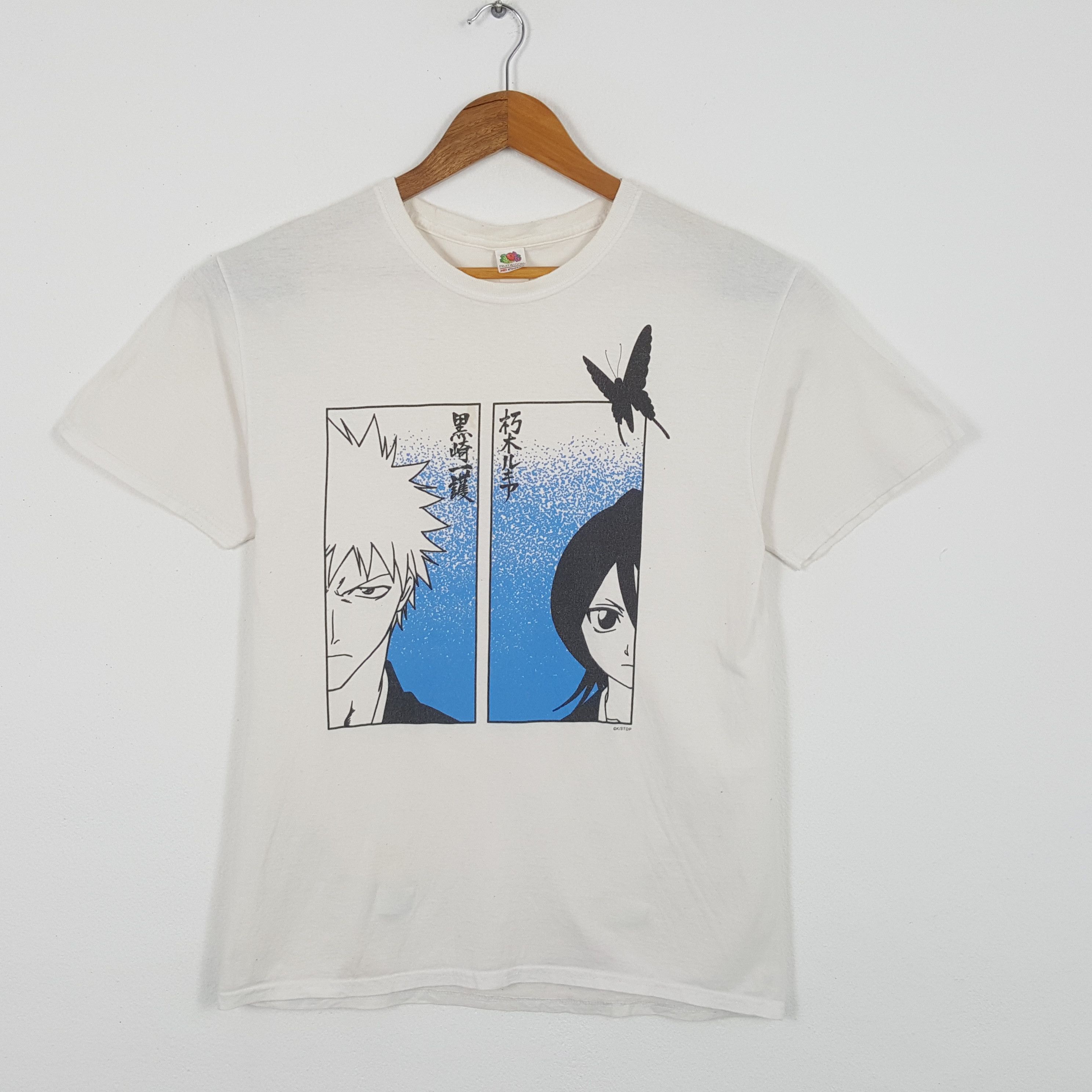 image of Vintage Ichigo X Rukia Bleach Japanese Animated T-Shirts in White, Men's (Size Medium)