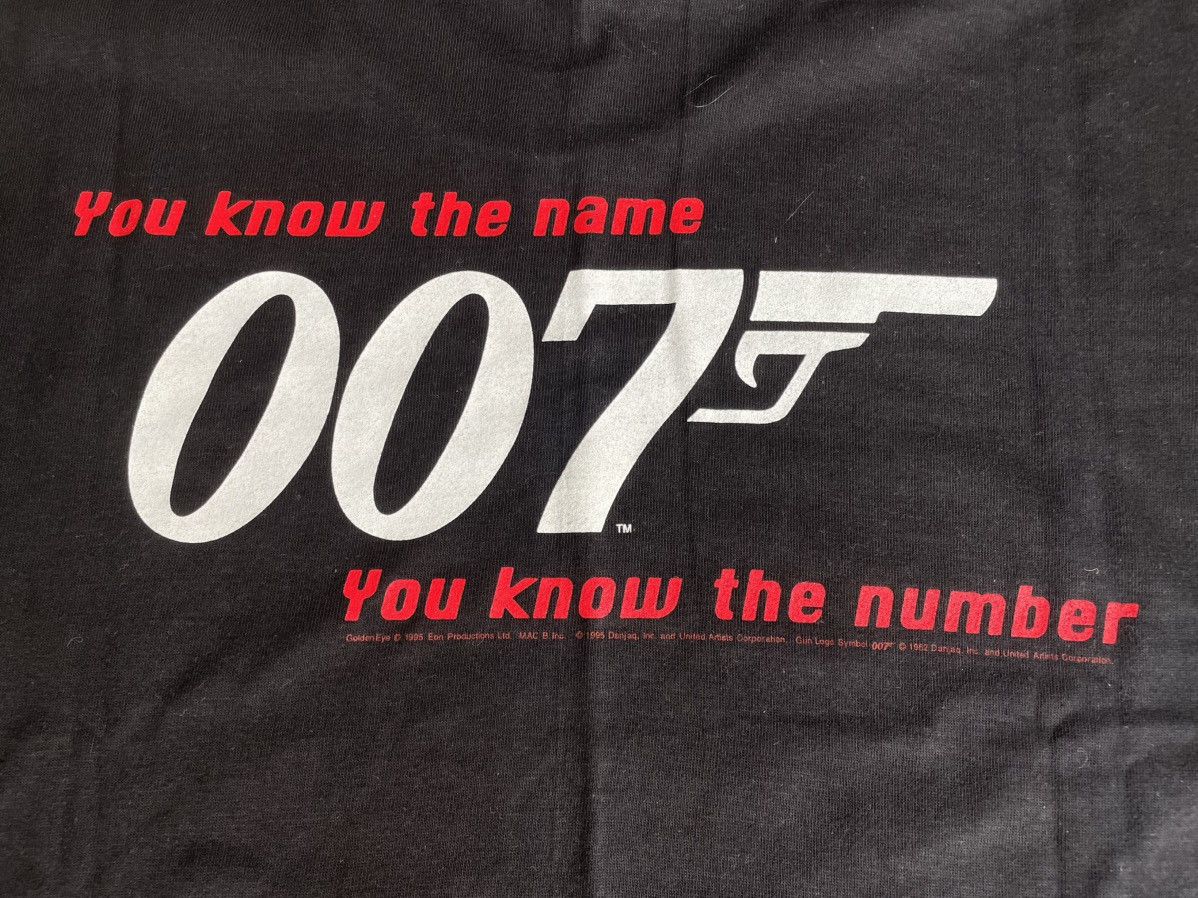Vintage Vintage GoldenEye James Bond T-Shirt Size US XL / EU 56 / 4 - 4 Thumbnail