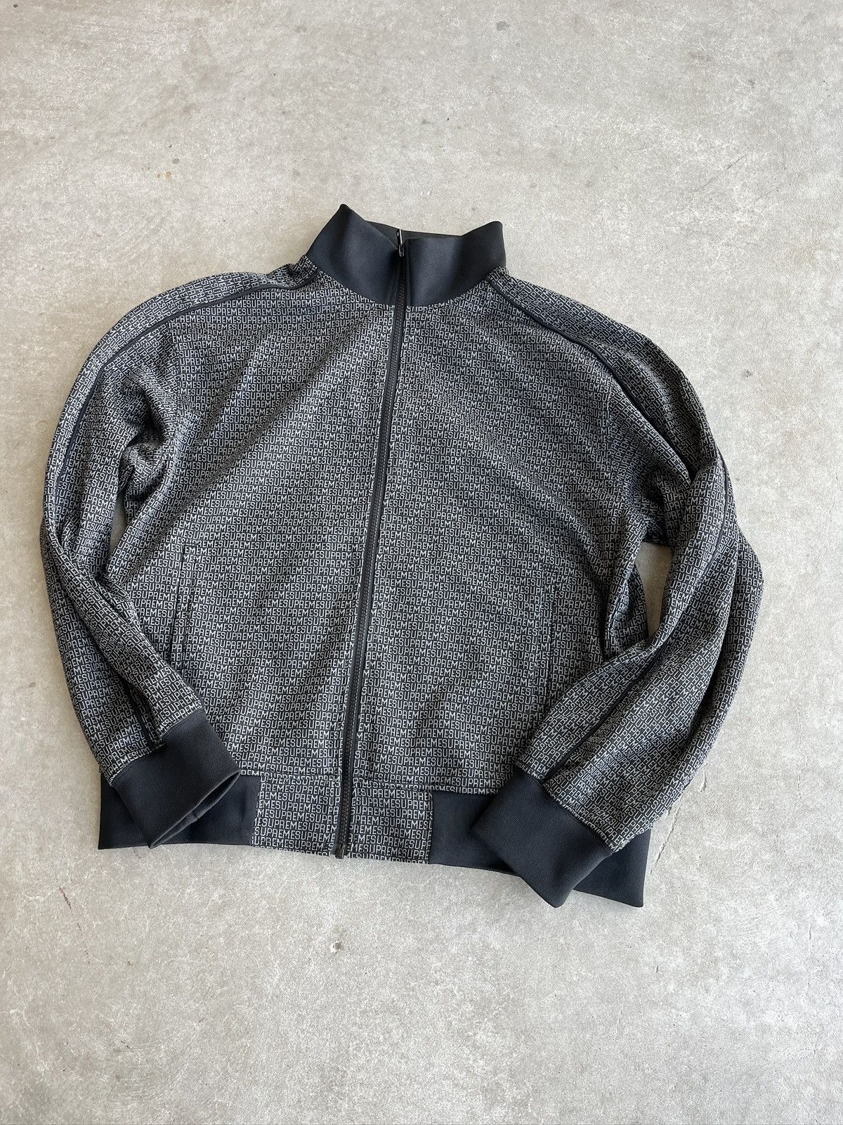 Supreme Supreme SS22 Repeat Track Jacket (unisex) Size US L / EU 52-54 / 3 - 2 Thumbnail