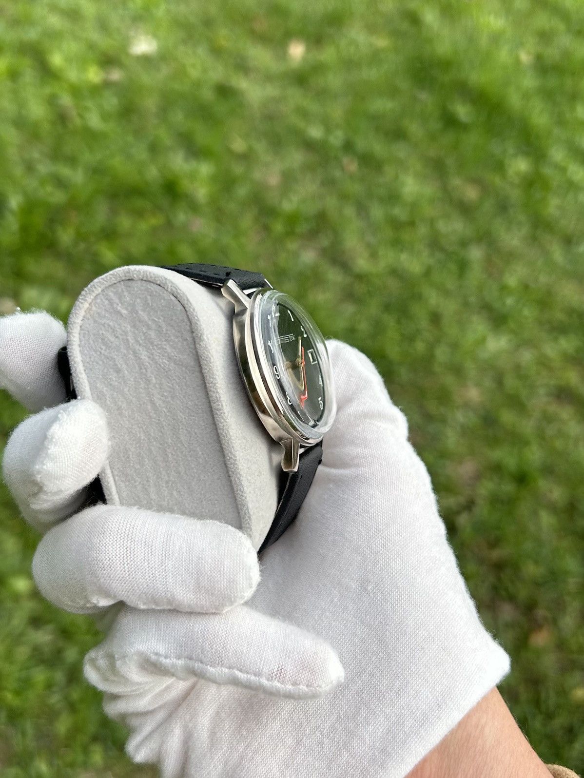 Vintage Vintage Watch Vostok Soviet Retro USSR Soviet 1980s Size ONE SIZE - 15 Thumbnail