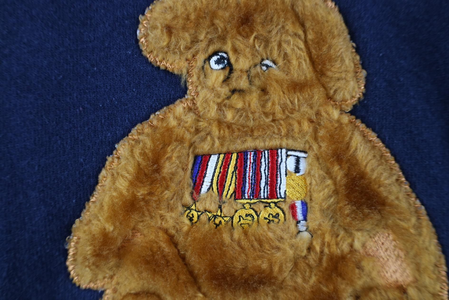 Vintage Vintage 90s Canterbury Bears Convention Sweatshirt Blue USA Size L / US 10 / IT 46 - 5 Thumbnail