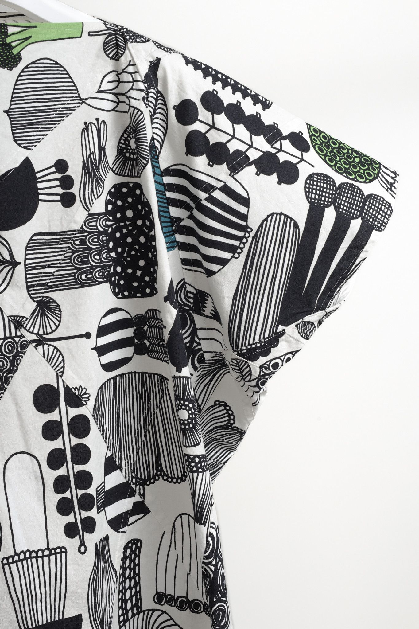 Junya Watanabe × Marimekko Junya Watanabe x Marimekko 2017 B&W Veggie Print Tunic Size S / US 4 / IT 40 - 5 Thumbnail