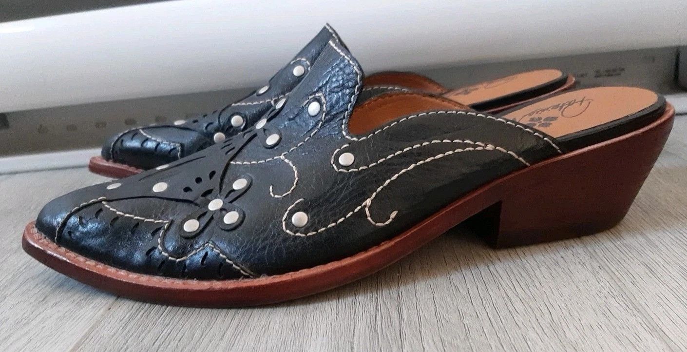 Patricia Nash Patricia Nash Leather Slip on Mules Western Studs Size US 7 / IT 37 - 2 Thumbnail