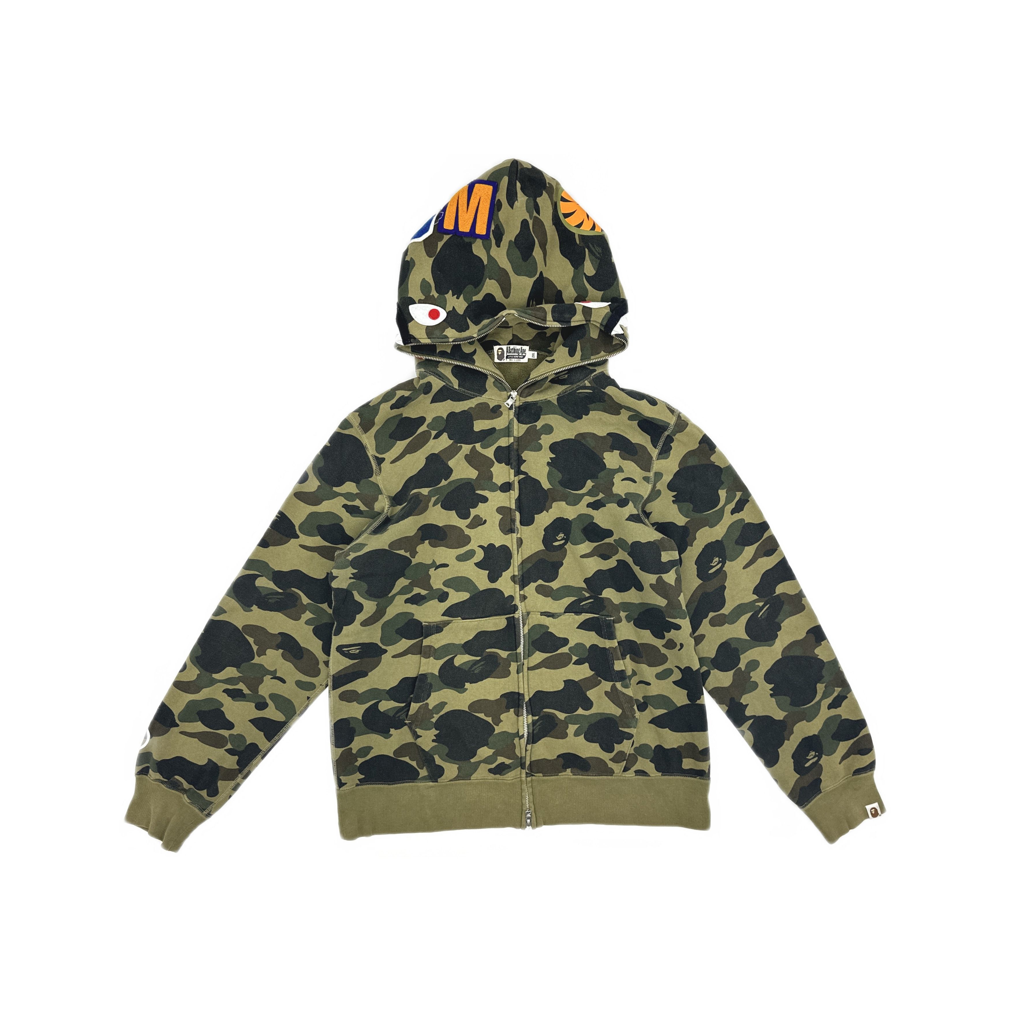 Bape A Bathing Ape Camo Shark Hoodie XXL Size US XXL / EU 58 / 5 - 1 Thumbnail